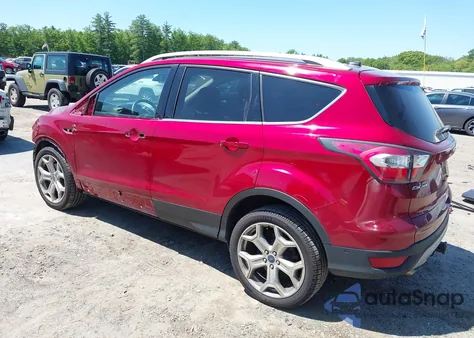 2017 Ford Escape Titanium из США, поврежденный, VIN 1FMCU9J93HUB01407